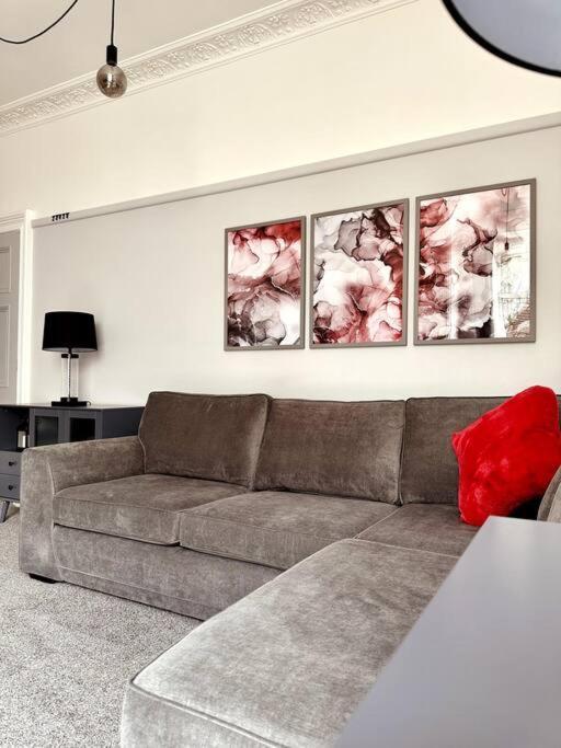 The Retreat - Large Luxury Apartment, Two Mins From Beach Bornemouth Extérieur photo